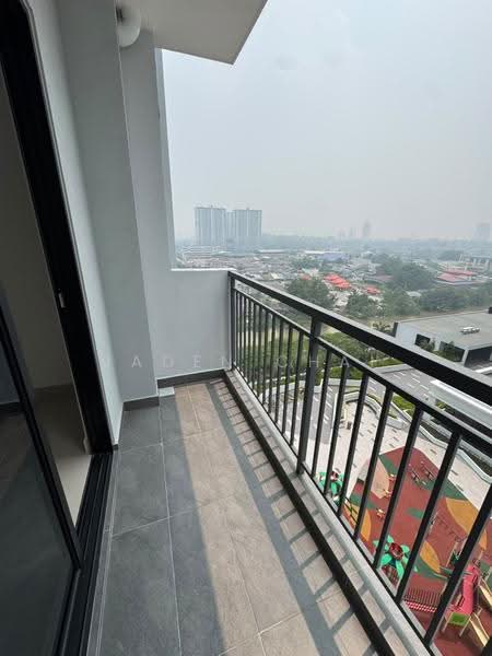 Kediaman Servis untuk Disewa di Pandan Heights (Residensi Pandan 3) - Jaden Chai - Balcony - PropertyGuru.com.my