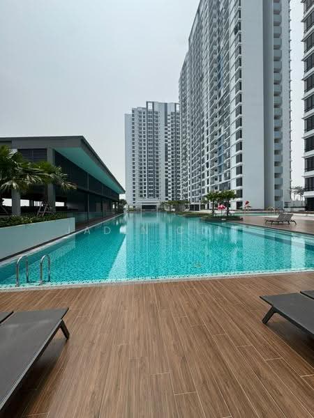 Kediaman Servis untuk Disewa di Pandan Heights (Residensi Pandan 3) - Jaden Chai - Pool - PropertyGuru.com.my