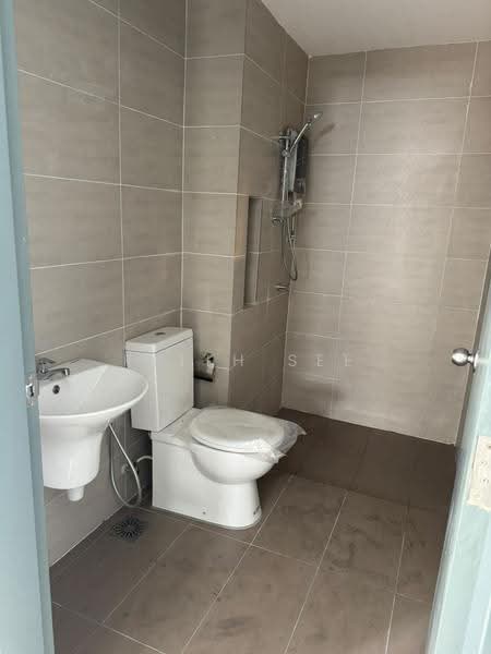 Service Residence for Sale at TRIO By Setia - Keith See - Bathroom - PropertyGuru.com.my
