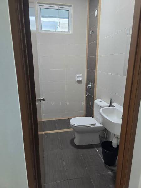 Rumah Berkembar untuk Disewa di Johor Bahru (Johor) - Elvis Sim - Bathroom - PropertyGuru.com.my