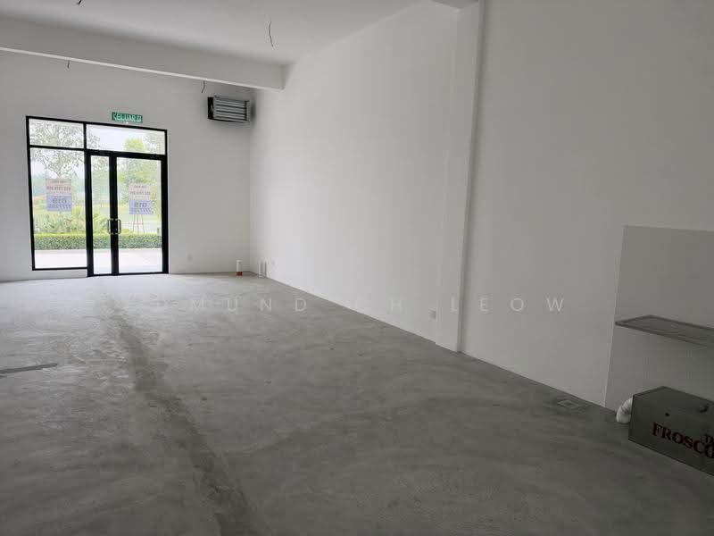 Kedai / Pejabat untuk Disewa di Eco Grandeur (Puncak Alam) - Edmund CH Leow - Entrance - PropertyGuru.com.my