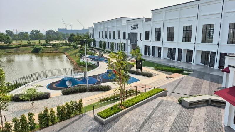 Kedai / Pejabat untuk Disewa di Eco Grandeur (Puncak Alam) - Edmund CH Leow - Exterior - PropertyGuru.com.my