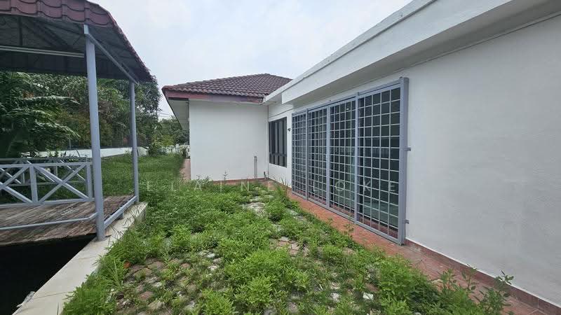 Rumah Banglo untuk Dijual di Shah Alam (Selangor) - Elaine Loke - Exterior - PropertyGuru.com.my