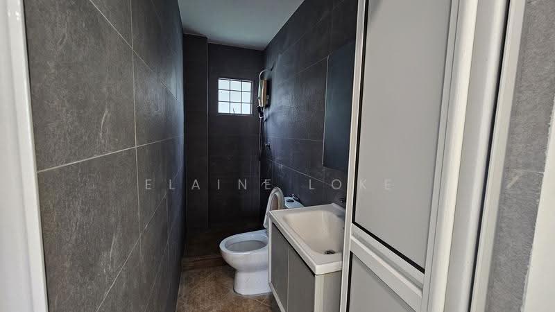 Rumah Banglo untuk Dijual di Shah Alam (Selangor) - Elaine Loke - Bathroom - PropertyGuru.com.my