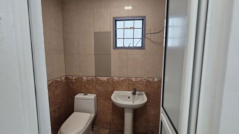 Rumah Banglo untuk Dijual di Shah Alam (Selangor) - Elaine Loke - Bathroom - PropertyGuru.com.my