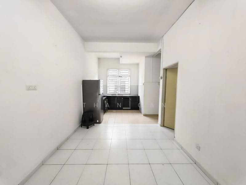 Rumah Teres 2-Tingkat untuk Dijual di Austin (Johor Bahru) - Ethan Gan - Kitchen - PropertyGuru.com.my