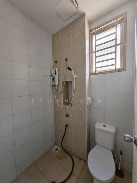 Rumah Teres 2-Tingkat untuk Dijual di Austin (Johor Bahru) - Ethan Gan - Bathroom - PropertyGuru.com.my