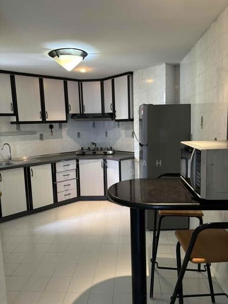 Kondominium untuk Disewa di Pantai Panorama Condominiums - Chen Kah Seng - Kitchen - PropertyGuru.com.my