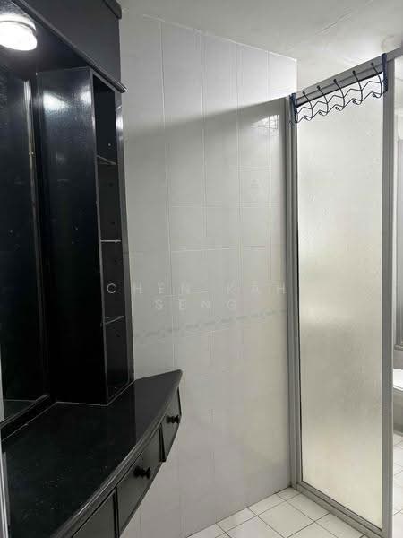 Kondominium untuk Disewa di Pantai Panorama Condominiums - Chen Kah Seng - Bathroom - PropertyGuru.com.my