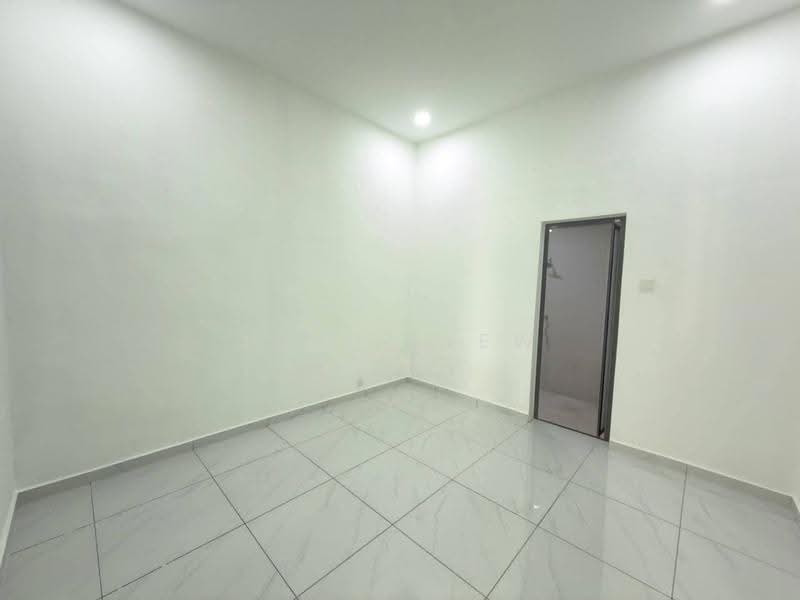 Semi-Detached House for Sale in Taman Sri Putri (Skudai) - Jabez Lew - PropertyGuru.com.my