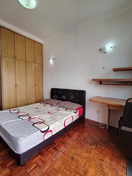Kondominium untuk Dijual di Eden Seaview Condominium - TC Tong Loh - Bedroom - PropertyGuru.com.my