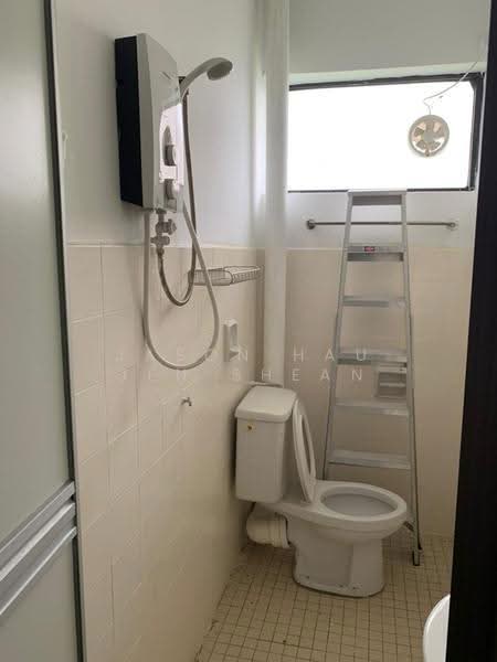 Apartment for Rent at Mutiara Perdana - Jason Hau Jen Shean - Bathroom - PropertyGuru.com.my