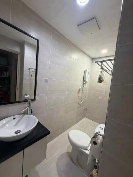 3-storey Terraced House for Sale in Lake Fields (Sungai Besi) - Edmund Lee - Bathroom - PropertyGuru.com.my