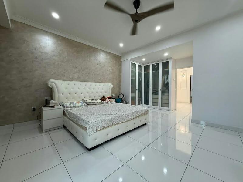 2-storey Terraced House for Sale in Taman Bestari Indah (Ulu Tiram) - Mr Lu - Bedroom - PropertyGuru.com.my