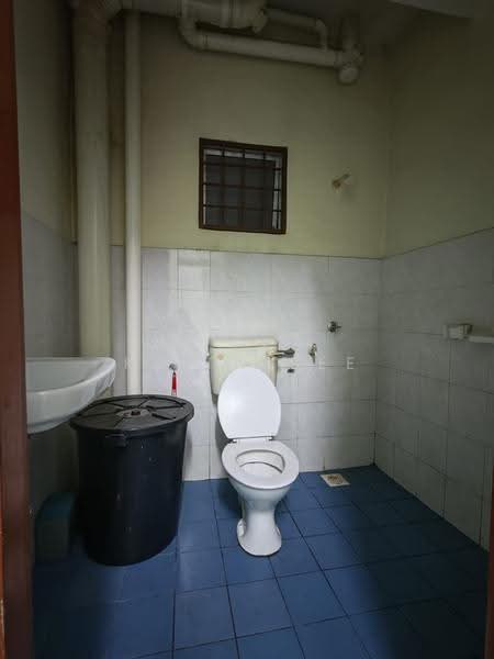 Apartment for Rent at Pangsapuri Perdana Villa - Keith See - Bathroom - PropertyGuru.com.my
