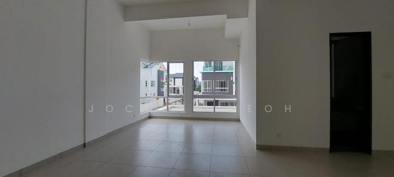 Zero-Lot Bungalow for Sale in Taman Kota Permai (Bukit Mertajam) - Jocelyn Neoh - Living Room - PropertyGuru.com.my