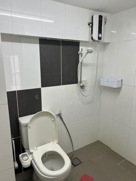 Service Residence for Rent at SOHO @ Empire City - Chor Wai Chan - Bathroom - PropertyGuru.com.my