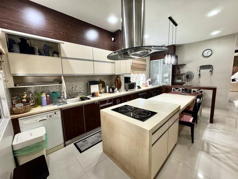 Banglo Lot Kosong untuk Dijual di Bandar Putra Permai (Seri Kembangan) - Fazri . - Kitchen - PropertyGuru.com.my