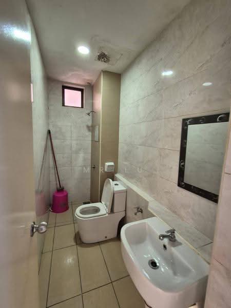 Service Residence for Rent at D'Summit Residences - Mr Lu - Bathroom - PropertyGuru.com.my