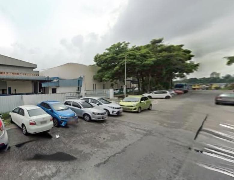 Semi-D Factory for Rent in Taman Tampoi Indah (Tampoi) - Joyce Ong - Exterior - PropertyGuru.com.my