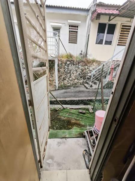 1-storey Terraced House for Sale in Desa Sri Qaseh (Sepang) - Zai Muda - PropertyGuru.com.my