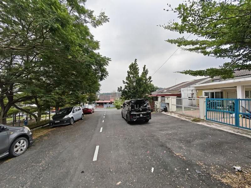 1-storey Terraced House for Sale in Desa Sri Qaseh (Sepang) - Zai Muda - PropertyGuru.com.my