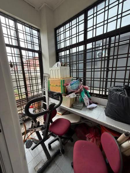 1-storey Terraced House for Sale in Taman Molek (Johor Bahru) - Joyce Ong - Balcony - PropertyGuru.com.my