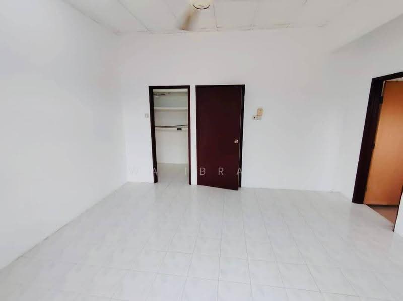 Rumah Teres 2-Tingkat untuk Disewa di Bandar Baru Salak Tinggi (Sepang) - Hawa Ibrahim - Interior - PropertyGuru.com.my
