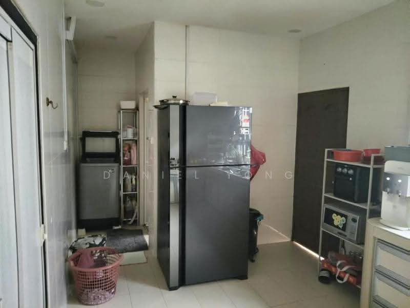 2-storey Terraced House for Sale in Taman Megah Ria (Masai) - Daniel Yong - Kitchen - PropertyGuru.com.my