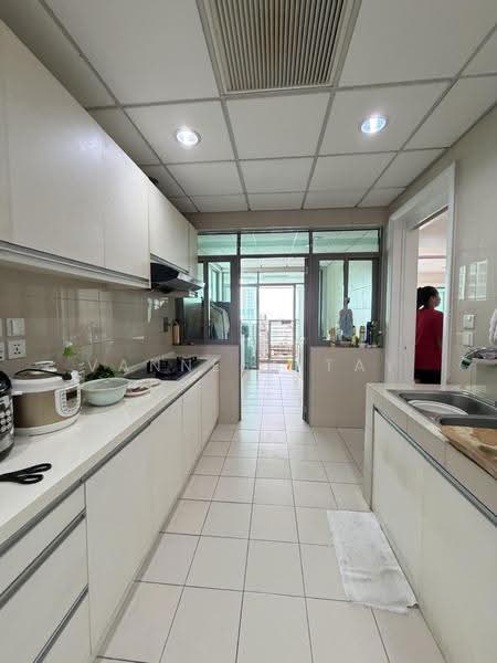 Condominium for Sale at 10 Mont Kiara @ MK10 - Vannesa Tay - Kitchen - PropertyGuru.com.my