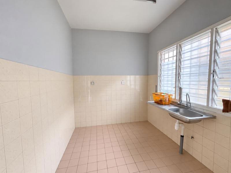 Terraced House for Rent in Usj 2 (Subang Jaya) - Aziz Abdullah - PropertyGuru.com.my