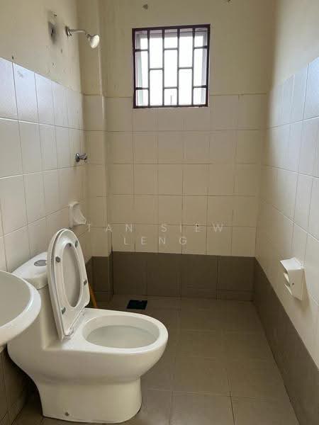 Rumah Teres 2-Tingkat untuk Dijual di Seremban (Negeri Sembilan) - Tan Siew Leng - Bathroom - PropertyGuru.com.my