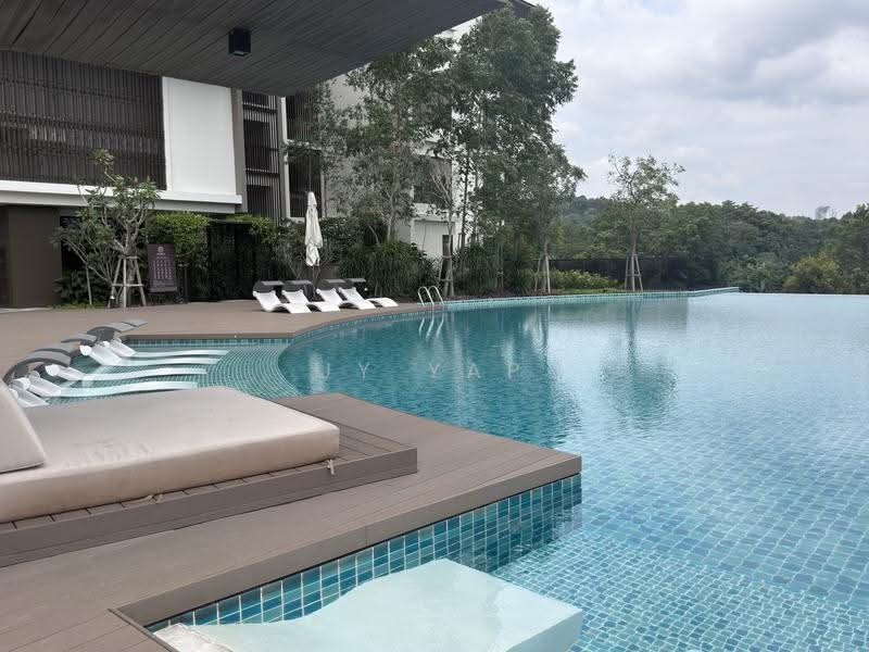 Apartment for Sale at Jendela Residences - JY Yap - Pool - PropertyGuru.com.my
