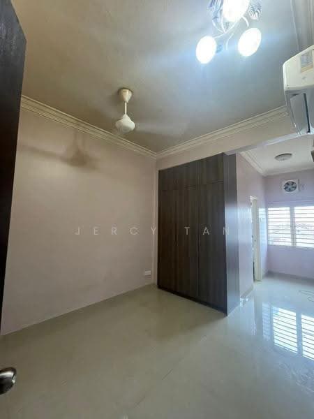 Rumah Teres 2-Tingkat untuk Dijual di Salak South (Kuala Lumpur) - Jercy Tan - Bedroom - PropertyGuru.com.my