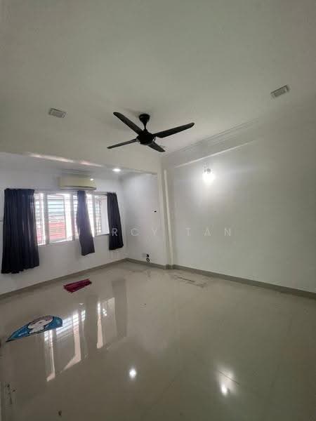 Rumah Teres 2-Tingkat untuk Dijual di Salak South (Kuala Lumpur) - Jercy Tan - Living Room - PropertyGuru.com.my
