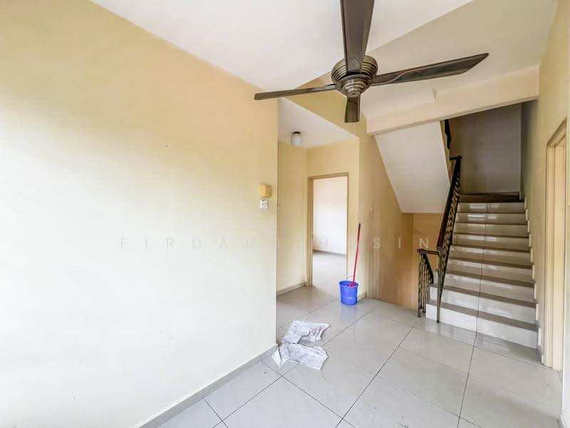 Rumah Berkembar untuk Dijual di Nilai (Negeri Sembilan) - Firdaus Husin - PropertyGuru.com.my