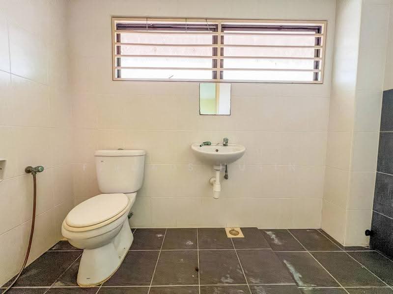 Rumah Berkembar untuk Dijual di Nilai (Negeri Sembilan) - Firdaus Husin - PropertyGuru.com.my