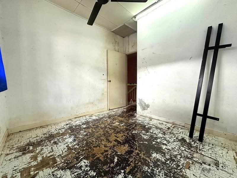 2-storey Terraced House for Sale in Taman Lestari Perdana (Seri Kembangan) - Ammeer Nadzrai - Interior - PropertyGuru.com.my