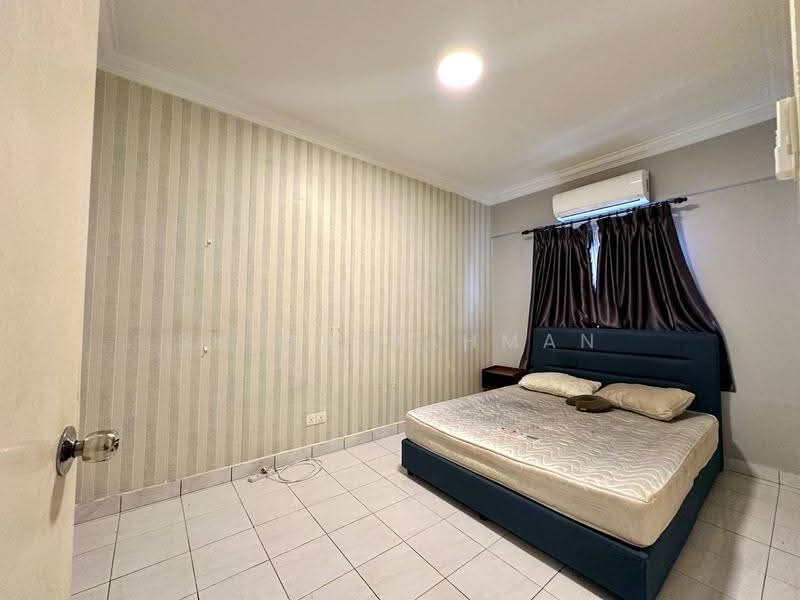 Pangsapuri untuk Disewa di Pangsapuri Cemara - Shima Rahman - Bedroom - PropertyGuru.com.my
