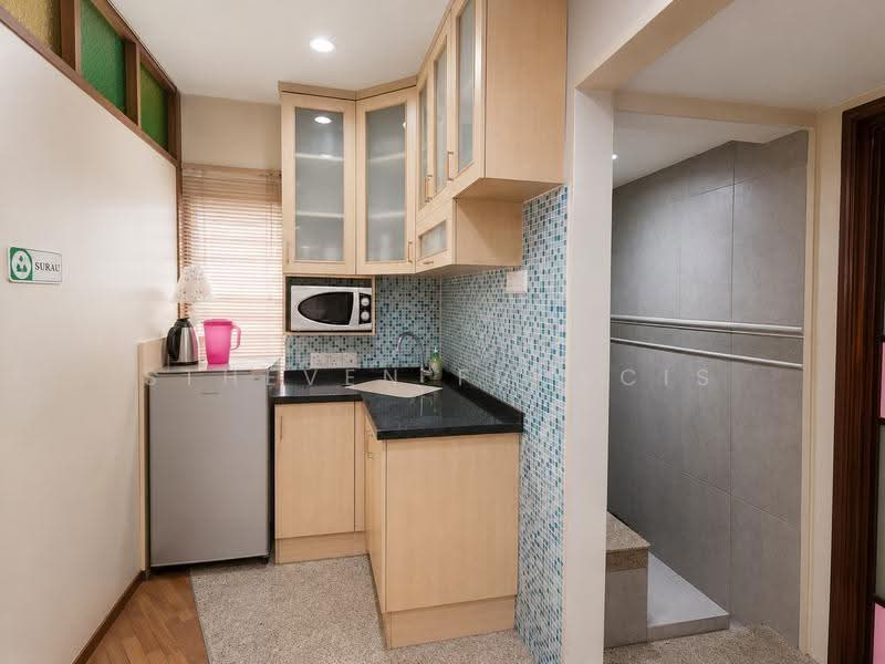 Shop / Office for Sale in Taman Wangsa Melawati (Setapak) - Stheven Francis - Kitchen - PropertyGuru.com.my