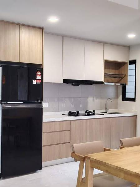 Service Residence for Rent at Melawati : Park One - Sharifah Jannah - Kitchen - PropertyGuru.com.my