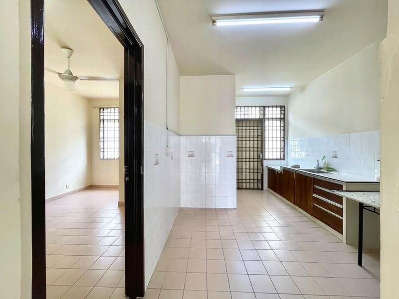 Rumah Teres 2-Tingkat untuk Dijual di Sungai Ara (Penang) - Welwits Sim - Kitchen - PropertyGuru.com.my