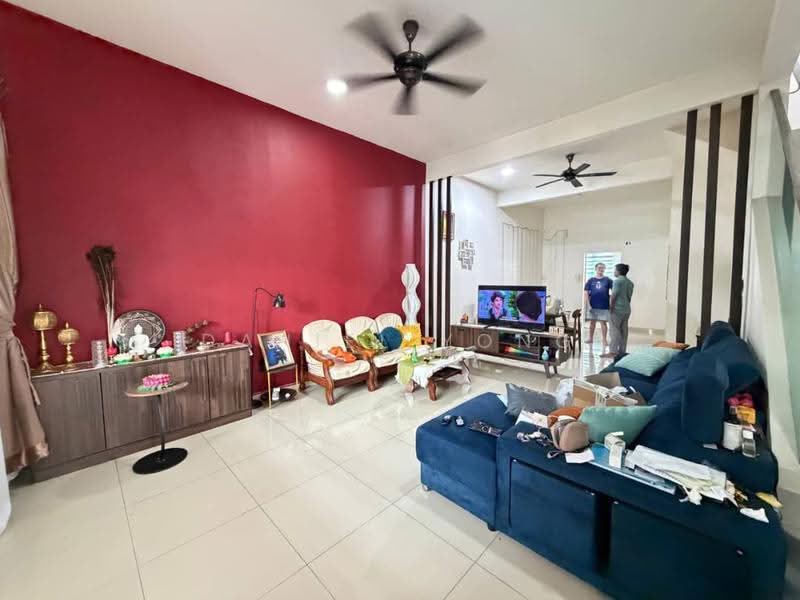 Rumah Teres 2-Tingkat untuk Dijual di Taman Pulai Jaya (Kulai) - Daniel Yong - Living Room - PropertyGuru.com.my