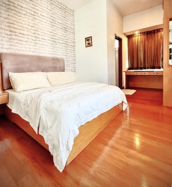 3-storey Terraced House for Sale in Tanjung Bungah (Penang) - Chris Teoh - Bedroom - PropertyGuru.com.my