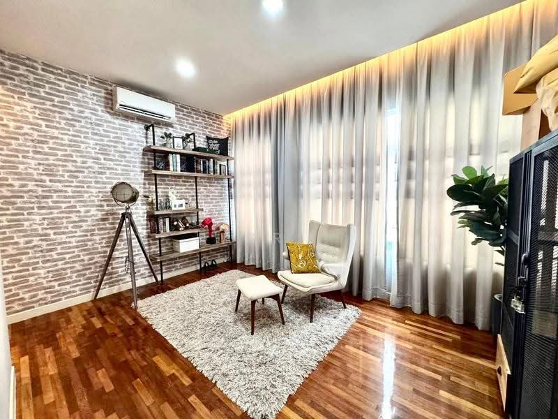 Rumah Berkembar untuk Dijual di Kajang (Selangor) - Fazri . - Study - PropertyGuru.com.my