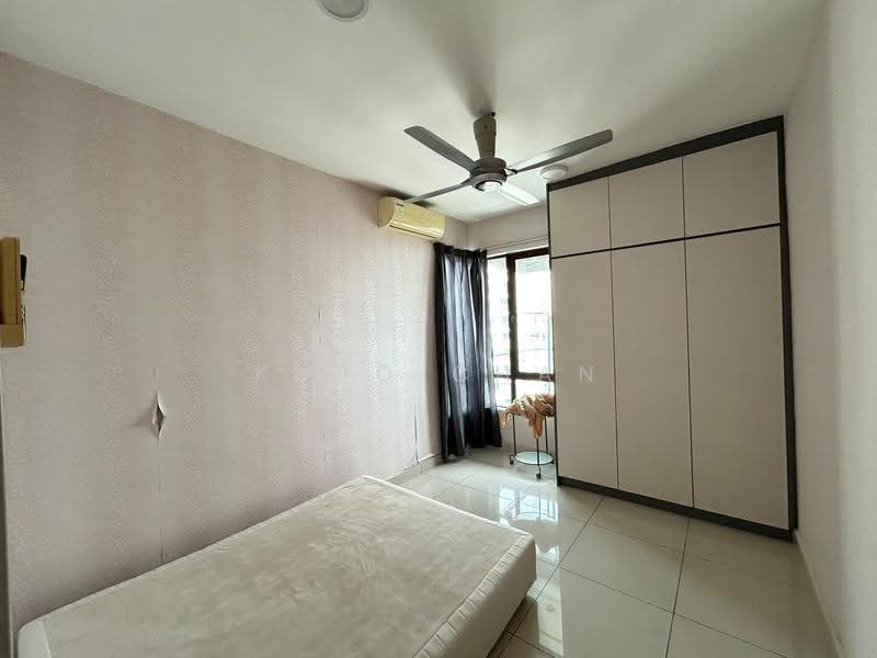 Condominium for Sale at Atmosfera Kondominium - Kuro Chan - Bedroom - PropertyGuru.com.my