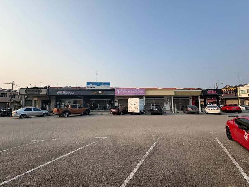 Shop for Sale in Taman Cahaya Baru (Yong Peng) - Celine Chai - PropertyGuru.com.my
