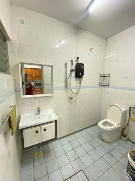 2-storey Terraced House for Sale in Sri Petaling (Kuala Lumpur) - Terry Yee - Bathroom - PropertyGuru.com.my