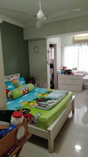 Apartment for Sale at Pangsapuri Seri Gembira - Pon Lee Miin - Bedroom - PropertyGuru.com.my