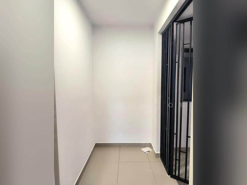 Condominium for Rent at Kuchai Sentral - Nicholas Ooi - Corridor - PropertyGuru.com.my
